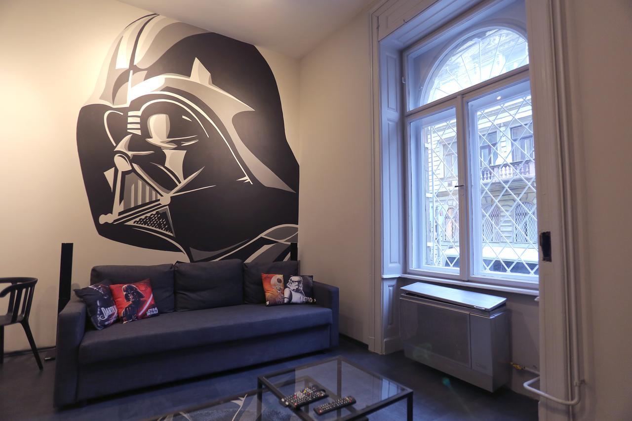 D.Five Galactic Apartment Budapest Exteriör bild